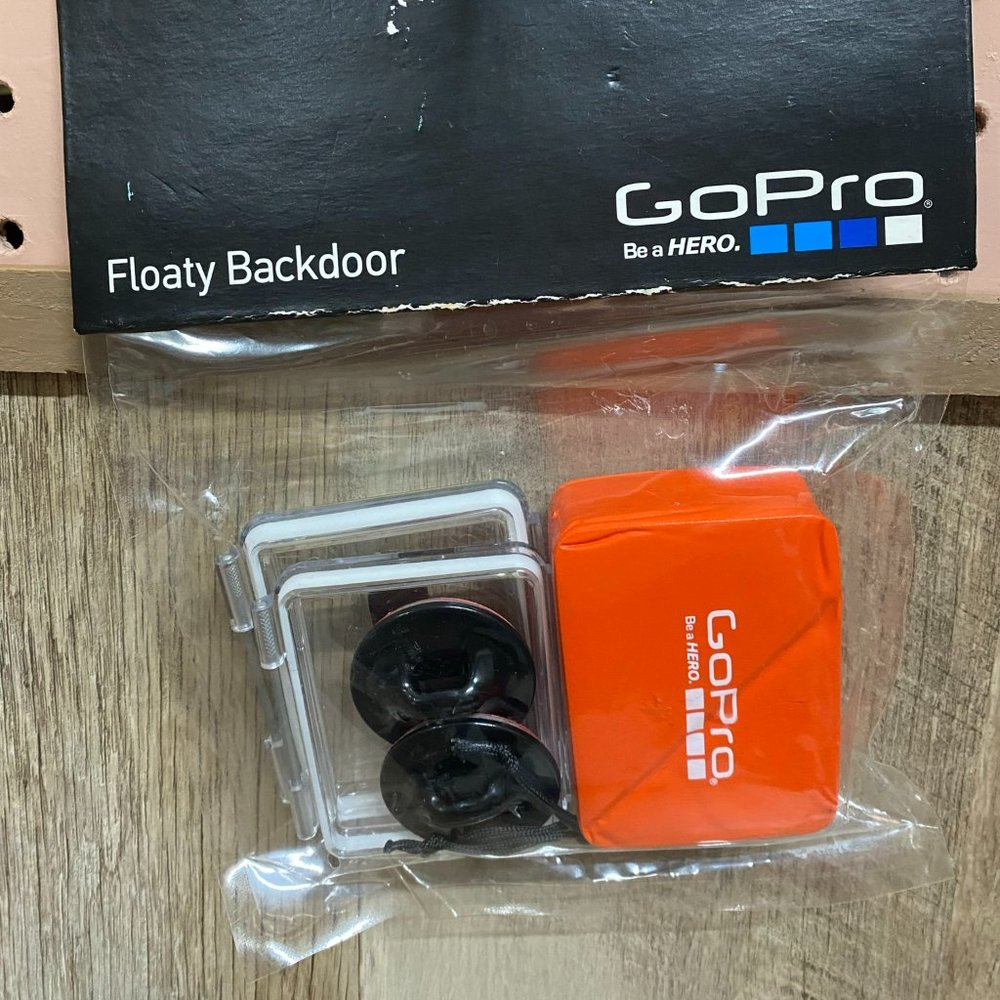 Go Pro, Floaty Backdoor.